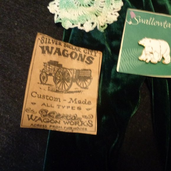 VINTAGE BUTTONS RETRO BEADS BUTTONS JEWELRY DOILYS ADDS BABY ITEM LOT - Picture 3 of 6